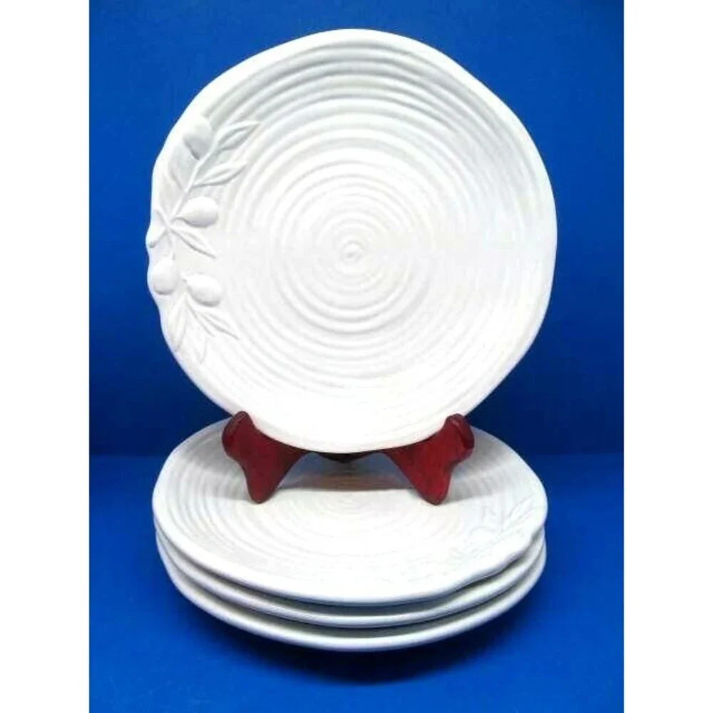 Williams Sonoma Outlet White Swirl Embossed Salad Plates Bundle of 4